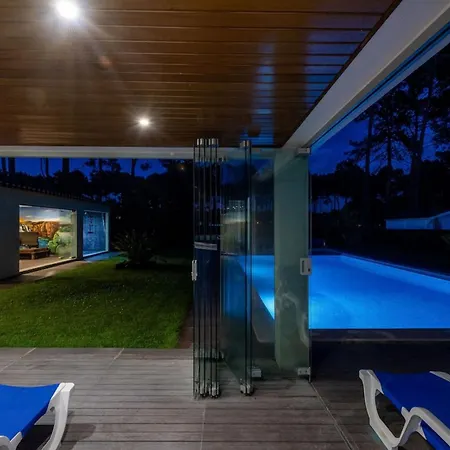 Villa Inside The Aroeira Golf Resort * Aroeira (Setubal)
