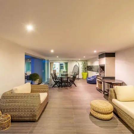 Villa Inside The Aroeira Golf Resort